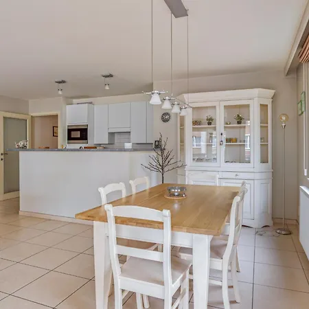 Icarus 0102 Apartment Nieuwpoort